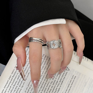 Anillo Geométrico de Plata de Ley S925 Yinruitai para Mujer, Estilo Abierto, Uso Diario - Product Image 1
