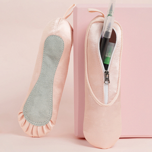 Estuches para cosméticos, bolsa para lápices, recuerdo de baile, recompensa para niños bailarines - Product Image 1