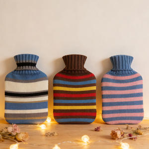 <span class=keywords><strong>Bouillotte</strong></span> en caoutchouc avec housse tricotée, durable, <span class=keywords><strong>chauffante</strong></span> et réutilisable pour soulager la douleur - Product Image 1