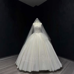 Vestido de Novia Moderno NT47 con Cuello Barco, Cola Capilla, Flores de Encaje y Tela de Tul con Cristales para Mujer - Product Image 1