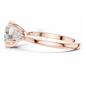 Anillo de Compromiso con Corte de Corazón y Tres Piedras, Oro Amarillo, Diamantes Laterales en Forma de Pera, Anillo de Promesa Pasado, Presente y Futuro, Joyería Nupcial Elegante - Product Image 6