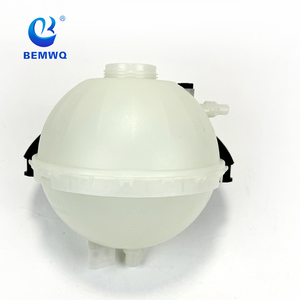 Serbatoio di espansione 17137609469 17137609469 serbatoio <span class=keywords><strong>acqua</strong></span> <span class=keywords><strong>radiatore</strong></span> serbatoio per BMW F20F22F23F30F35 - Product Image 2