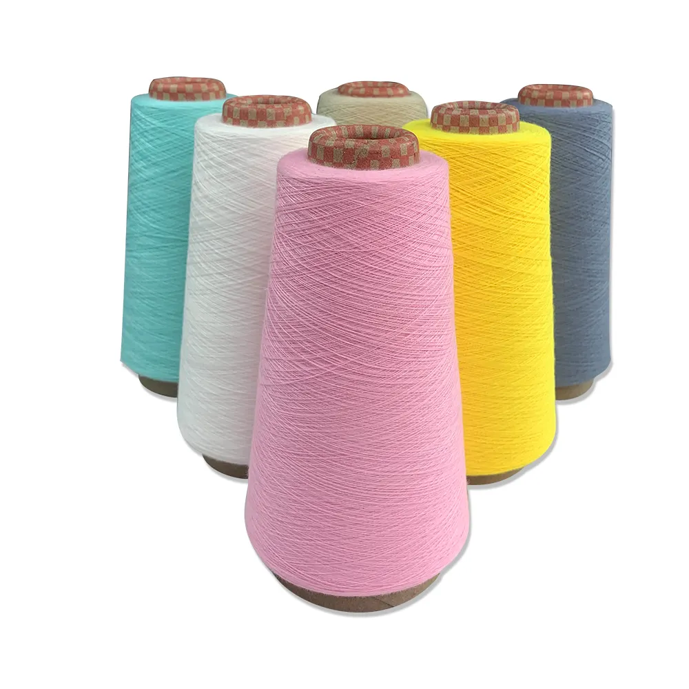 En stock 100% coton peigné fil 32S teint coloré anneau filé pour chaussettes