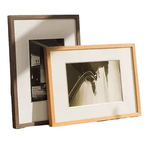 Moldura para fotos de madeira maciça montada na parede, moldura para fotos de madeira maciça A4 8x11.5 polegadas 21x30 cm, fábrica de alta qualidade, atacado, com tapete
