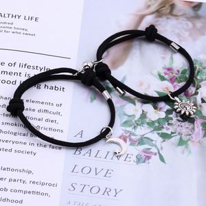 Juego de 2 Pulseras de Pareja con Diseño de Sol y Luna para Hombre y Mujer, Pulsera de Hilo Rojo Vintage para Parejas, Amistad, Regalo Hecho a Mano - Product Image 4