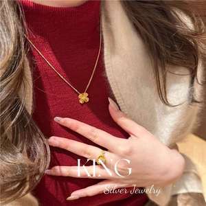 ชุดสร้อยคอและกำไลข้อมือรูปดอกไม้ประดับคริสตัลและเพชรเทียมสำหรับผู้หญิง สวมใส่ได้ทุกวัน - Product Image 3