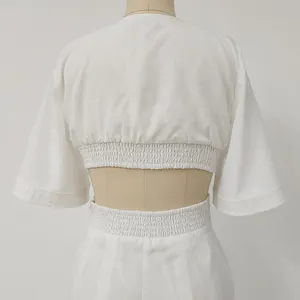 2023 Plain Ladies Sommerkleid ung V-Ausschnitt Show Back Taille Pure White Maxi Plissee Elegant Gentle Damen kleid