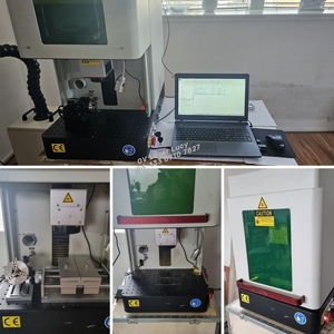 Macchina per <span class=keywords><strong>Incisione</strong></span> Laser a Fibra Carenata per Gioielli Oro Argento Ottone Marcatore Laser a Fibra Incisore per Anelli Collane <span class=keywords><strong>Targhette</strong></span> - Product Image 2