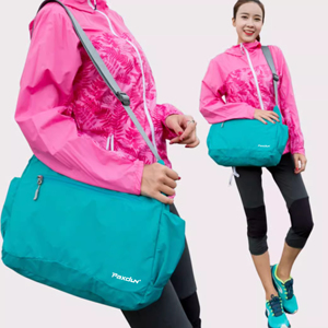 Sac bandoulière léger pour femme, idéal pour les activités de plein air, avec logo personnalisé, pliable, pour les voyages, le sport et la randonnée - Product Image 3