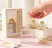 Diffuseur de parfum sans flamme de qualité supérieure, 200 ml, en verre, pour aromathérapie, flacon de parfum d'ambiance avec emballage