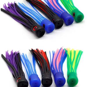Señuelos de 6 y 8 pulgadas tipo Stubby Chugger, faldas de calamar con cuerpo similar a la carne de pulpo, versátiles para cebo de pez vela, marlín y mahi en agua salada. - Product Image 2