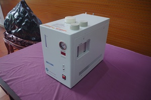 Électrolyseur d'<span class=keywords><strong>hydrogène</strong></span> PEM QL 99,999 % pur avec certification CE européenne, débit de production de 0 à 310 ml/min - Product Image 2