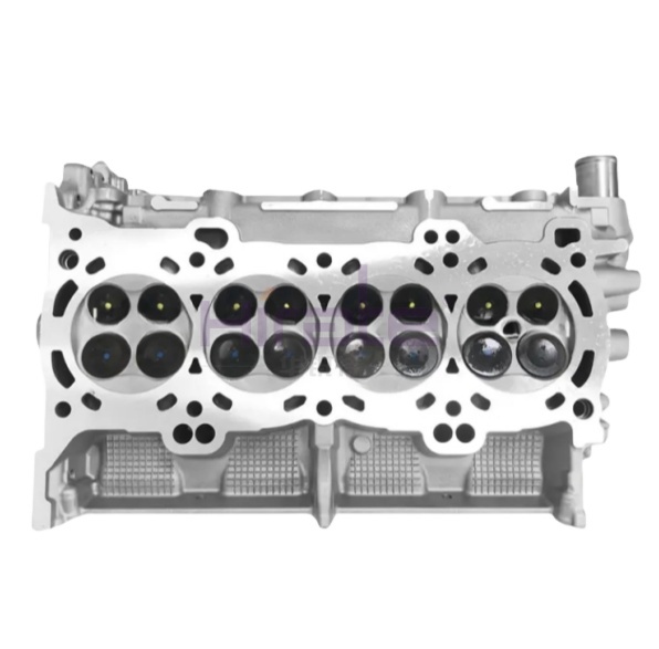 Auto Engine Parts Cylinder Head Suitable