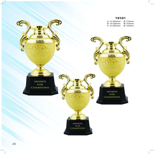 كأس حلزوني بلاستيكي مميز من الذهب والفضة - Product Image 4