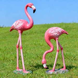 Sculpture personnalisée grandeur nature flamant rose statue résistante aux intempéries pour arrière-cour et patio décoration de jardin extérieur - Product Image 2
