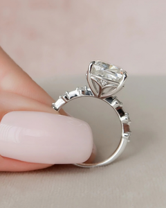 แหวนเพชรเม็ดเดี่ยวทรงบริลเลียนต์ 14K 18K ทองคำขาว เพชรเลี้ยงในห้องปฏิบัติการ สำหรับผู้หญิง ระดับ VVS สั่งทำได้ ขายส่งจากโรงงาน - Product Image 1