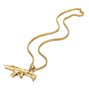 Collar con Colgante de Pistola Chapado en Oro de Acero Inoxidable para Hombre, Nuevo Diseño - Product Image 6