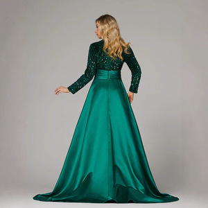 Robe de soirée longue à manches longues et col haut en sequins dorés, robe de soirée formelle pour femmes, jupe en satin longue, tenue élégante pour banquet - Product Image 3