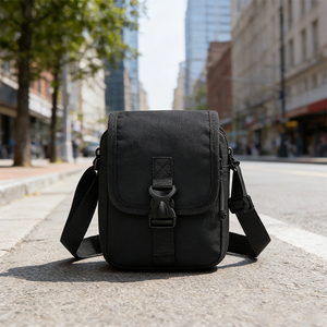 Bolso <span class=keywords><strong>Bandolera</strong></span> Mini para <span class=keywords><strong>Hombre</strong></span>, Personalizable con Logotipo, de Moda, Casual, Práctico, para Teléfono, con Nailon Impermeable, Venta al Por Mayor - Product Image 3