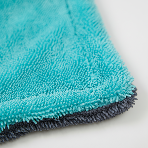 Serviette de lavage de voiture en microfibre à tricotage en chaîne haute densité, sur mesure, super absorbante et douce, 500 g/m², torsadée, toutes tailles, fabriquée en Corée - Product Image 1