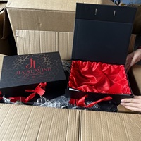 Boîte cadeau pliable recyclée avec aimant et ruban, logo personnalisé de haute qualité