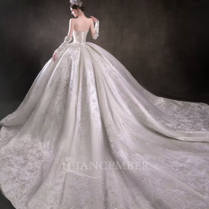 LSHT097 Vestido de Novia Princesa Ivory con Cuello Barco y Cristales, Vestidos de Novia - Product Image 2