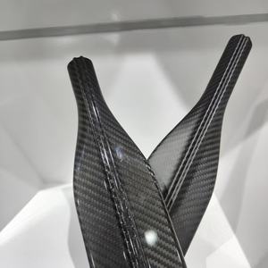 Lightweight <b>Carbon</b> Fiber Fishing Tube with Anti-Slip Handle Ensures No Fatigue During Prolonged Holding - Product Image 3