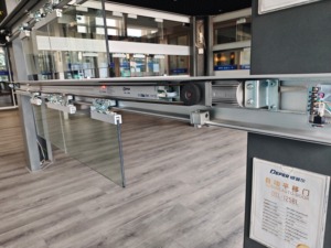 Kit de <span class=keywords><strong>Puerta</strong></span> <span class=keywords><strong>Corredera</strong></span> Automática con Control por Microprocesador, Fácil <span class=keywords><strong>Instalación</strong></span>, Bajo <span class=keywords><strong>Precio</strong></span>, <span class=keywords><strong>Motor</strong></span> sin Escobillas de CC de 50W para Centros Comerciales, Hoteles, Hospitales, 150 kg - Product Image 6