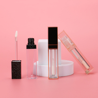 Tubes de brillant à lèvres personnalisés carrés vides en or d'usine OMI pour un usage cosmétique