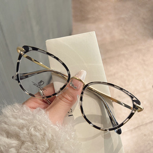 เฉียนไน แคทอายกรอบแว่นตาแบบเต็มกรอบป้องกันแสงสีฟ้าผู้หญิงรูปร่างไม่สม่ำเสมอ JS7-1-24021 - Product Image 3