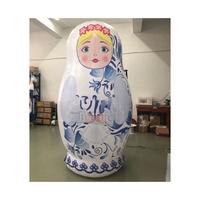 Poupées gigognes russes dessin animé de poupée Matryoshka gonflable bleu avec lumières colorées