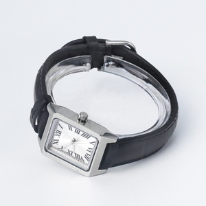 レディース スクエア レザーバンド ウォッチ 女性用 ステンレススチールケース 防水 クォーツ時計 ローマ数字付き 彼女へのギフト - Product Image 5