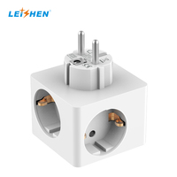 Corée européenne Type DE 5 IN 1 USB Travel Power Extension Adapter Cube Socket Adapter avec 3 EU Outches and USBA and Type-C Port