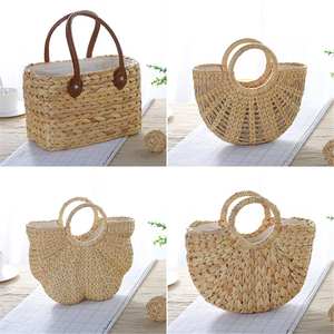 Sac fourre-tout en rotin tissé à la main de plage de bohême pour femmes sac fourre-tout en paille pour femmes pour l'été - Product Image 2