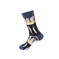 Vente en gros de chaussettes en coton de bambou unisexes pour femmes et hommes, avec logo personnalisé, motifs imprimés, dessins animés, couleurs originales et amusantes
