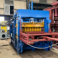 Équipement de production de blocs de ciment entièrement automatique QT8-15 pour briques creuses, pleines, pavés et produits de bordure