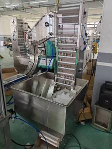 Tốc độ cao nắp tự động lót tấm lót máy nhôm foil Gasket chèn Máy Gasket Máy làm - Product Image 6