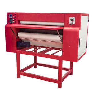 Presse à chaud automatique et semi-automatique de petite taille avec dispositif de transfert à rouleaux multicolores pour imprimante de cartes et de tissus - Product Image 3