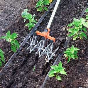 Cultivador <span class=keywords><strong>Manual</strong></span> Giratorio de Acero Inoxidable Ajustable de Venta Caliente para Jardín, Escarificador de Césped con Mango Largo - Product Image 2