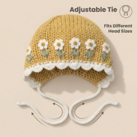 Gorro de Bebé Tejido a Mano de Primera Calidad con Diseño de Margaritas, Gorro Infantil Suave y Ajustable, Diseño Floral Único Hecho a Mano, Calidez en las Puntas de los Dedos