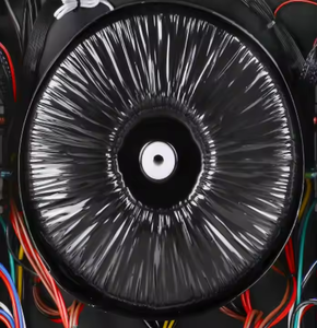 Amplificador de potencia digital Hifi profesional 1000W X4 sonido envolvente para sistema R Paga anunciar altavoz música Club eventos (Metal) - Product Image 3