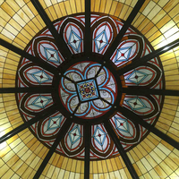 Dôme de plafond en vitrail plombé avec cadre en acier à vendre, motif personnalisé en usine, forme Tiffany, auvent de puits de lumière en vitrail