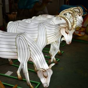 פנס סיני גדול בהתאמה אישית עם תאורה לאירועי תיור ליליים בחוץ ובפנים, קישוט תאורה בנושא חיות. - Product Image 3