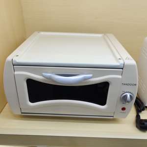 فرن كهربائي صغير بقوة 2100 واط مع مؤقت رقمي وسعة 15 لتر وكفاءة طاقة عالية، مناسب للاستخدام الخارجي مع صينية خبز مرفقة - Product Image 5