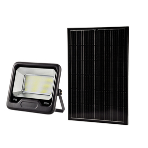 Projecteurs solaires d'extérieur étanches IP65 300W LED 445PCS Éclairage de jardin de sécurité avec télécommande Panneau mono alimenté par énergie solaire - Product Image 1