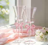 Verres à vin personnalisés en gros avec décorations en forme de nœud, gobelets à cocktail soufflés à la main, verres à pied de 260 ml pour restaurants, hôtels, bars et fêtes