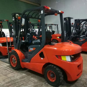 Maquinaria de logística de alta productividad Carretilla elevadora 3Ton LG30DT Carretilla elevadora pequeña en entornos interiores y exteriores - Product Image 1