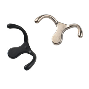 Wenzhou Platinum Link Wall Mount Metal <b>Clothes</b> Hook Minimalist Design Black And Silver Dual Hook For Wardrobe Hat <b>Storage</b> - Product Image 5