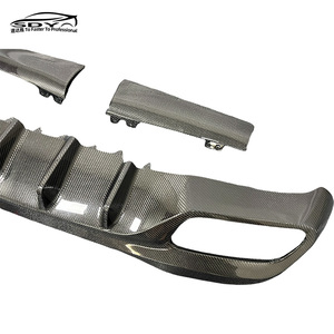 W206 Classe <span class=keywords><strong>C</strong></span> <span class=keywords><strong>63</strong></span> Style Diffuseur arrière en fibre de carbone Lèvre de pare-chocs arrière pour <span class=keywords><strong>Mercedes</strong></span> Benz W206 Classe <span class=keywords><strong>C</strong></span> C200 C260 C43 - Product Image 5