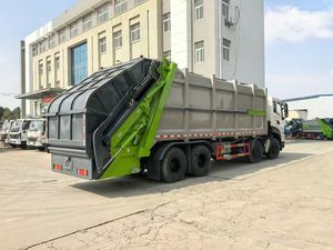 New 6x4 Sinotruck 15CBM Garbage Truck with Diesel Fuel ual Transmission Compactor Type Engine <b>Pump</b> and Gearbox-Side Load - Product Image 3